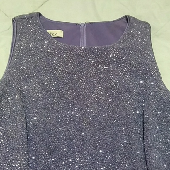 Dress - Picture 6 of 6